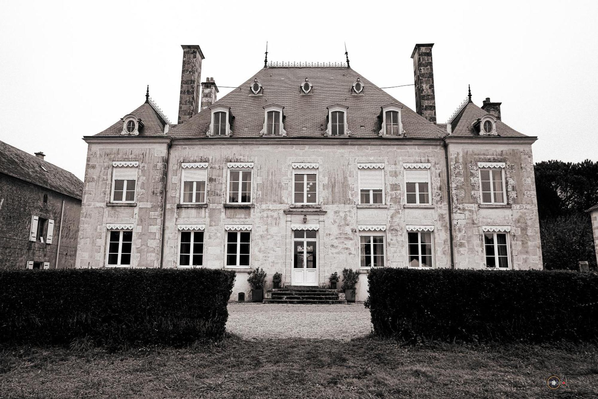 مبيت وإفطار Sanxay Domaine De La Briouse المظهر الخارجي الصورة